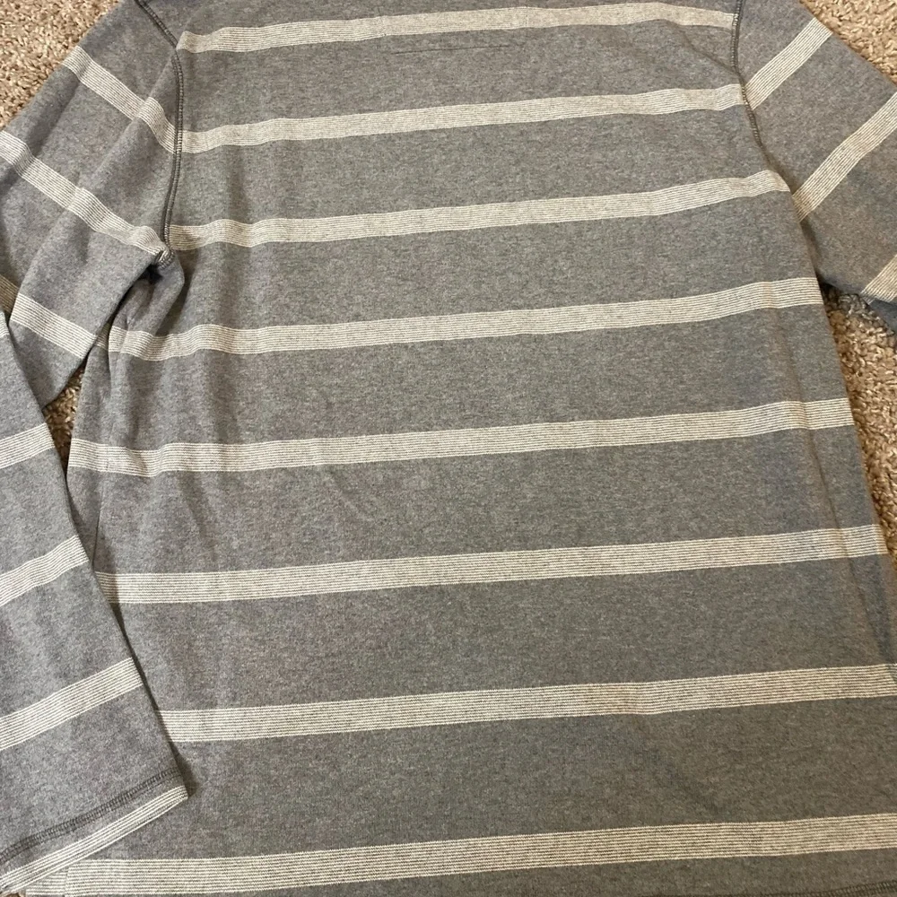 Gray Striped Long Sleeve Shirt banana Republic L